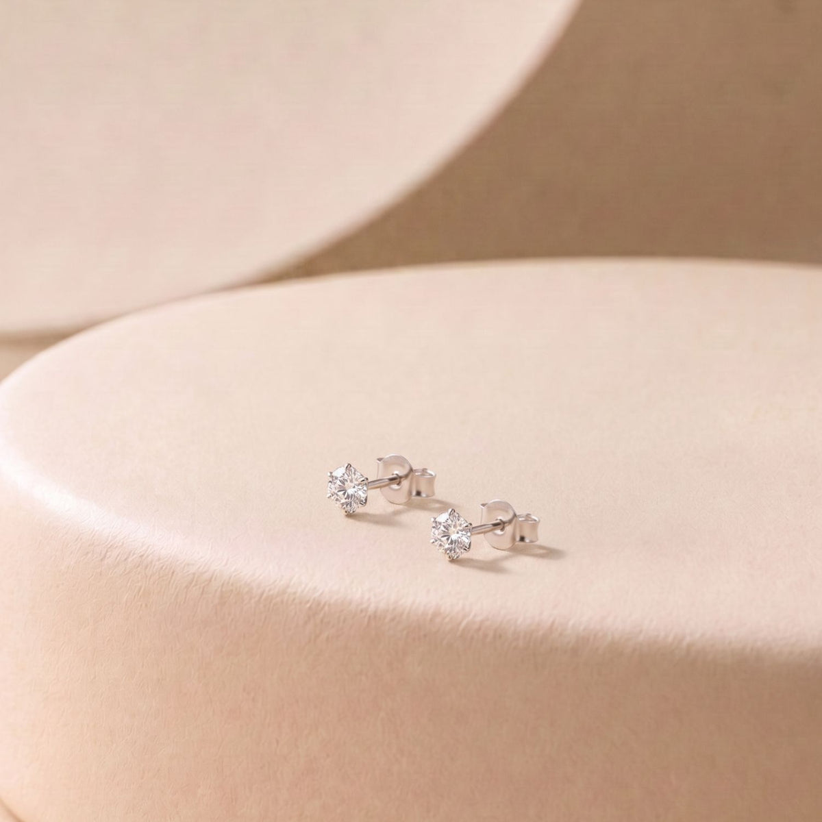 Silver Earrings Simple Solitaire Studs in 925 Sterling Silver