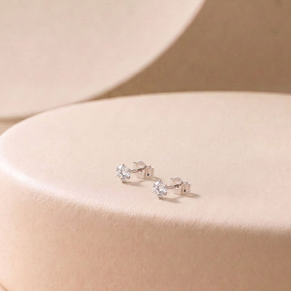 Silver Earrings Simple Solitaire Studs in 925 Sterling Silver