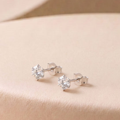 Silver Earrings Simple Solitaire Studs in 925 Sterling Silver