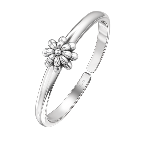 An adjustable toe ring with a blooming daisy motif, crafted in polished 925 sterling silver on a plain white background.