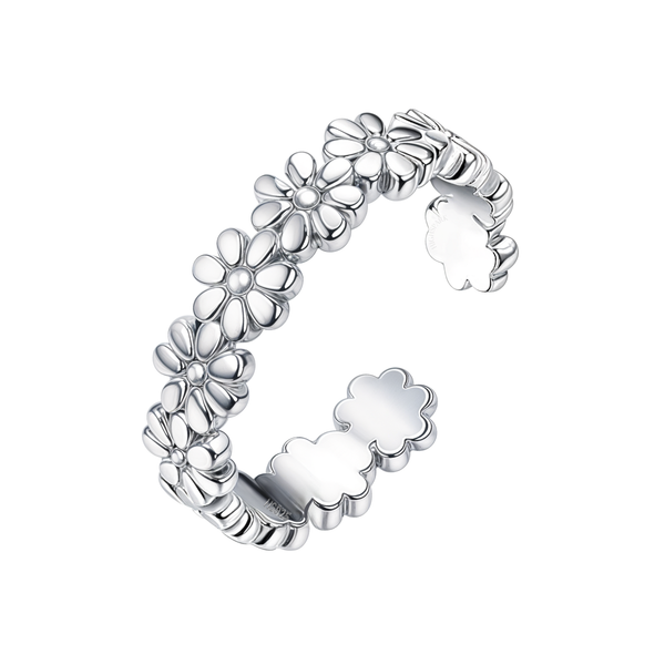 An adjustable toe ring made of linked daisy flowers in polished sterling silver, shown on a white background.