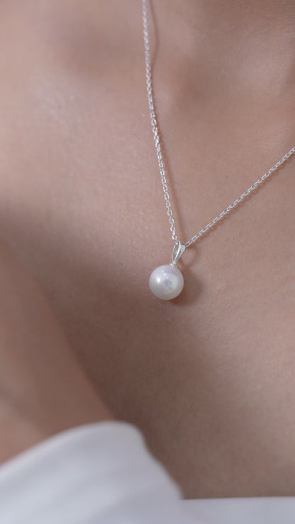 Round Pearl Pendant in 925 Sterling Silver