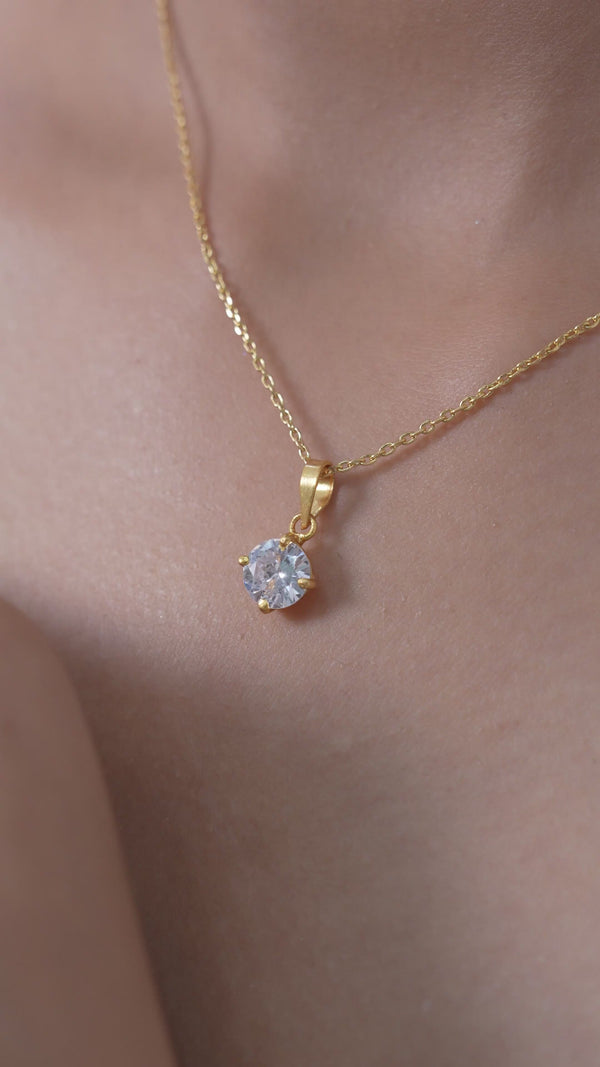 Round Gold-Plated Solitaire Pendant in 925 Sterling Silver