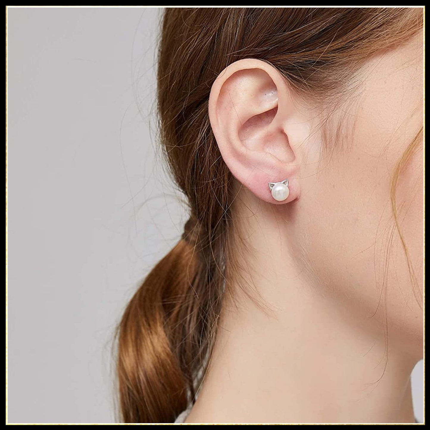 Pearl Cat Freshwater Earrings. Cute Kitten earrings