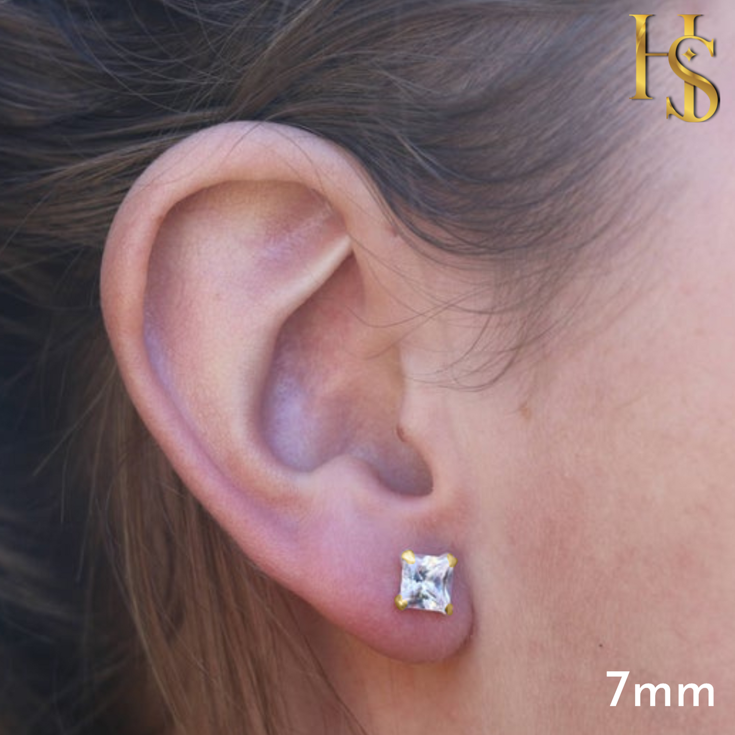 Solitaire Gold Square Stud Earrings in 92.5 Silver - Princess Cut - Brilliant Swiss Zirconia - 18k gold Finish