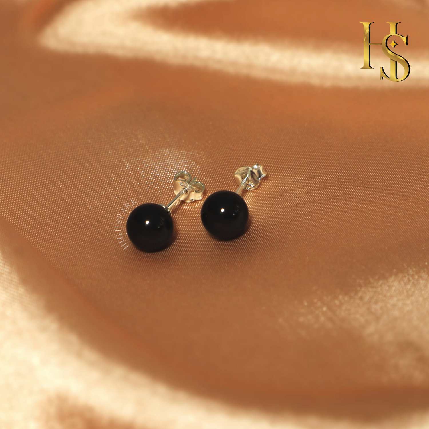 Pearl Classic Stud Earrings - Brilliant Lustre Black Pearls